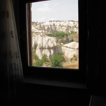 Serenity Cave 3*