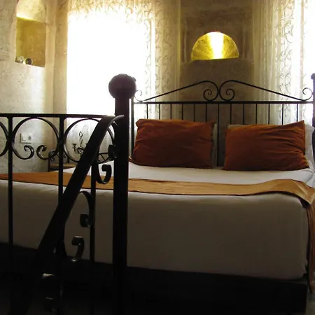 Hotel Serenity Cave 3*