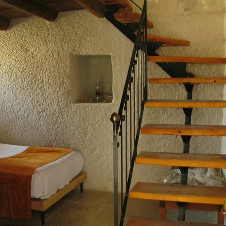 Serenity Cave Hotel